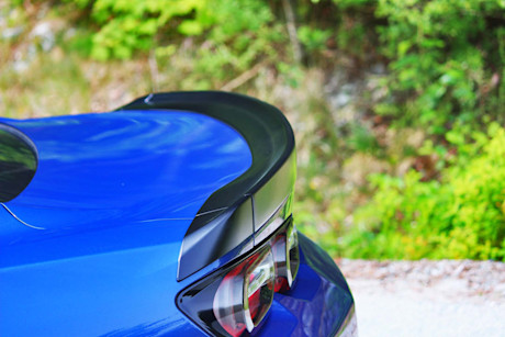 Editorial 2019 chevrolet camaro 1lt coupe 12 dh