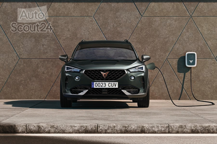 CUPRA-Formentor-VZ-e-HYBRID (2).jpg