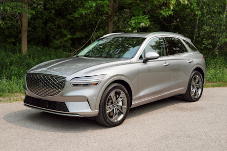 Editorial 2023 genesis electrified gv70 prestige td 230810 03 jm