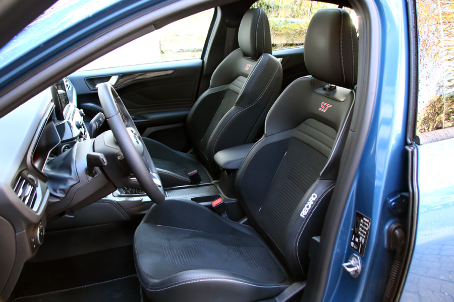 ford-focus-st-06.JPG