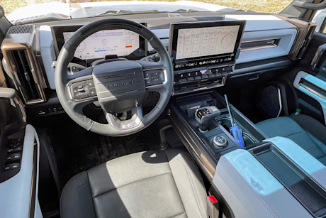 Editorial 2022 gmc hummer ev edition 1 pickup 31 ct