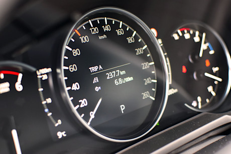 Mazda6-tacho