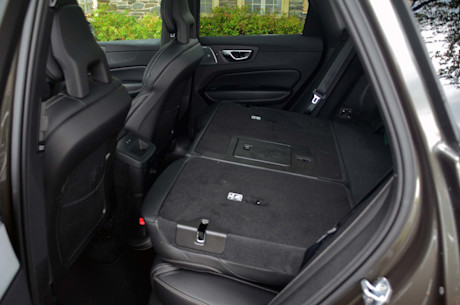 Essai routier : Volvo XC60 T8 2018 Body Image