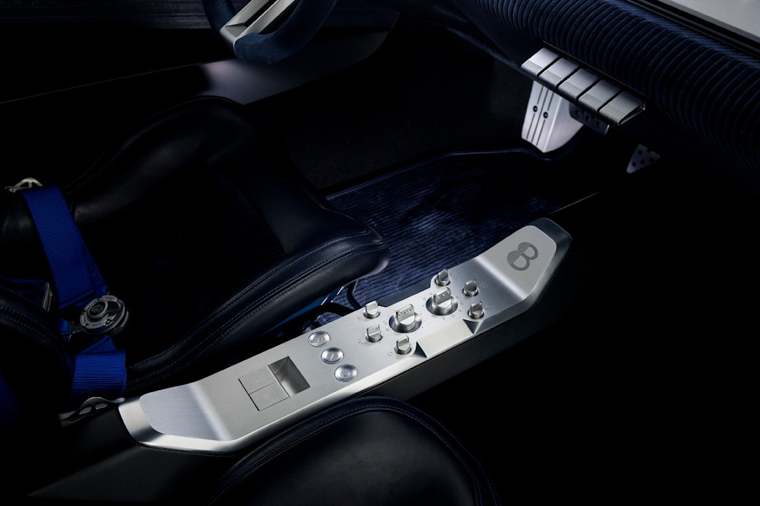 Renualt-8-Gordini-2026-interior (2).jpg