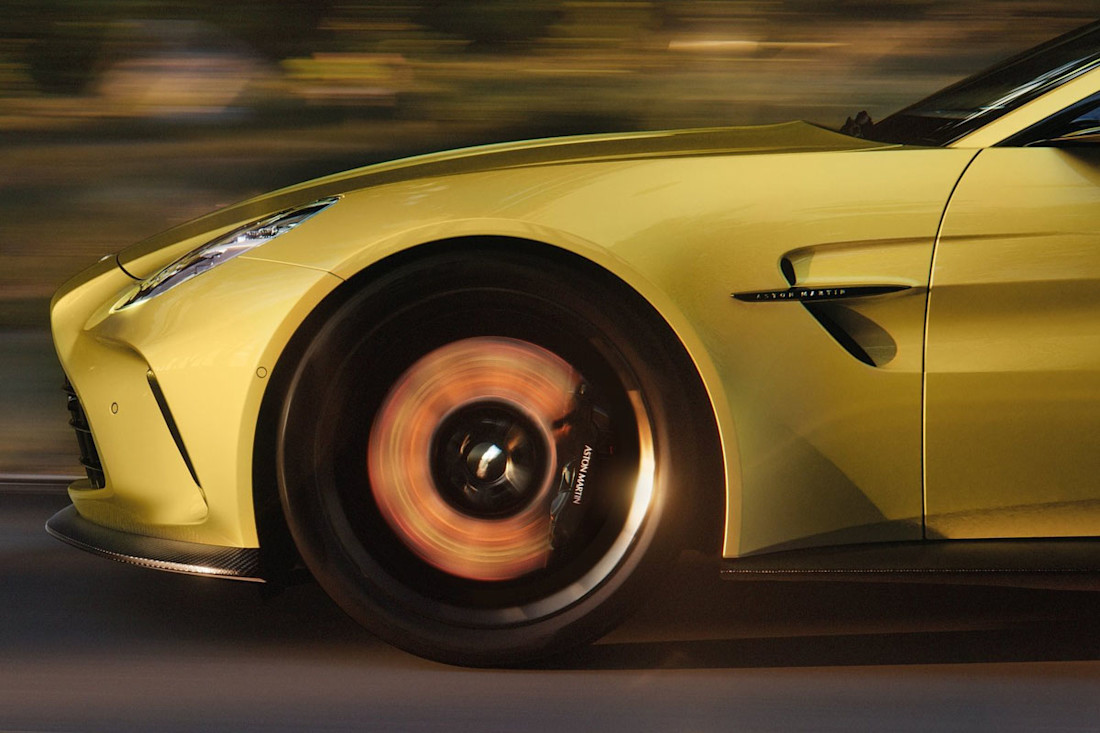 Aston_Martin-Vantage-2025-freno.jpg