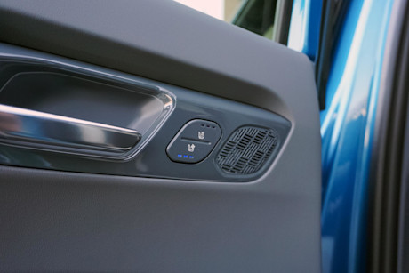 Editorial 2024 kia ev9 land gt line awd td 240417 34 di