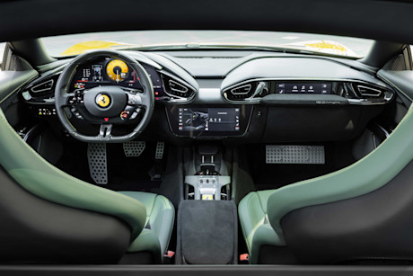 Editorial 2025 ferrari 12cilindri fd mbu 240920 18