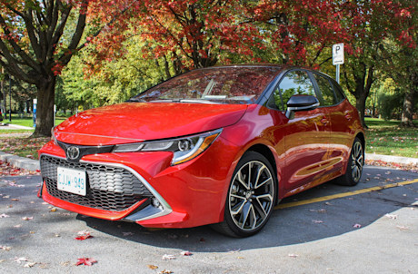 Editorial 2022 toyota corolla hatchback 6mt 02 db fr