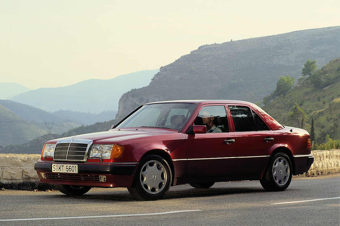 mercedes-benz_500_e-1.jpeg