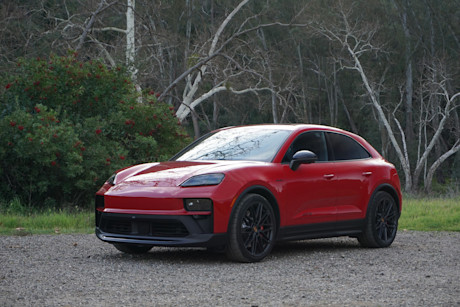 Editorial 2026 porsche macan gts electric fd di 260209 9