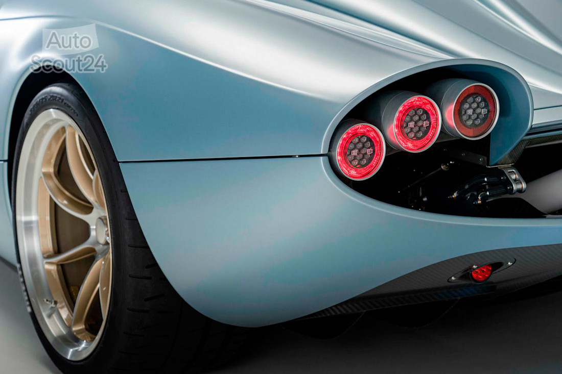 Pagani-Huayra_Codalunga-2022 (8).jpg