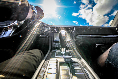 Editorial 2015 porsche 911 carrera4 cabriolet gts bm 24