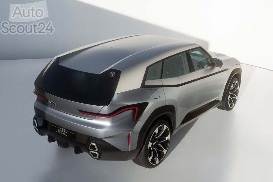 BMW-XM_Concept-2021-1280-11 (1).jpg