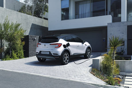 Waarom houdt Renault wél van hybrides, maar verdwijnen plug-in hybrides in de kliko?