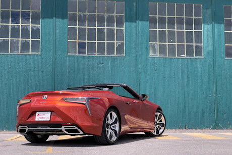 Editorial 2022 lexus lc 500 convertible 09 ct