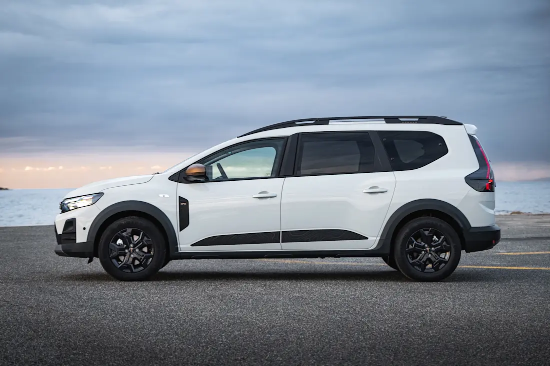 dacia jogger hybrid extreme31