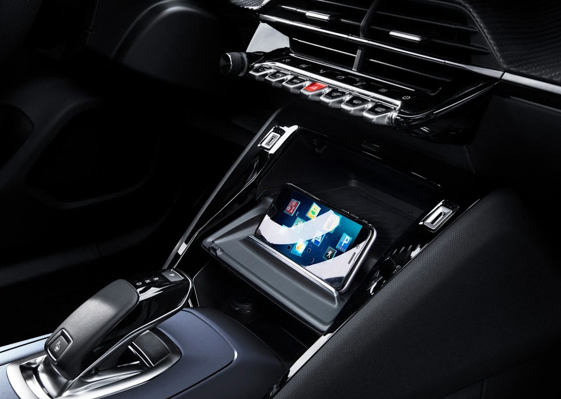 Peugeot-2008-2020-1280-21.jpg