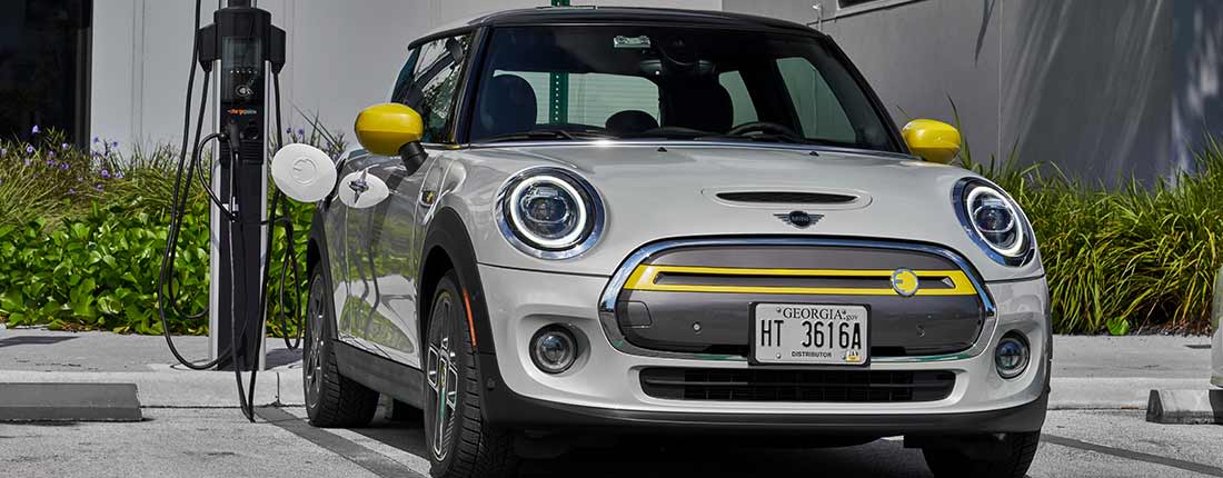 mini-cooper-se-l-02