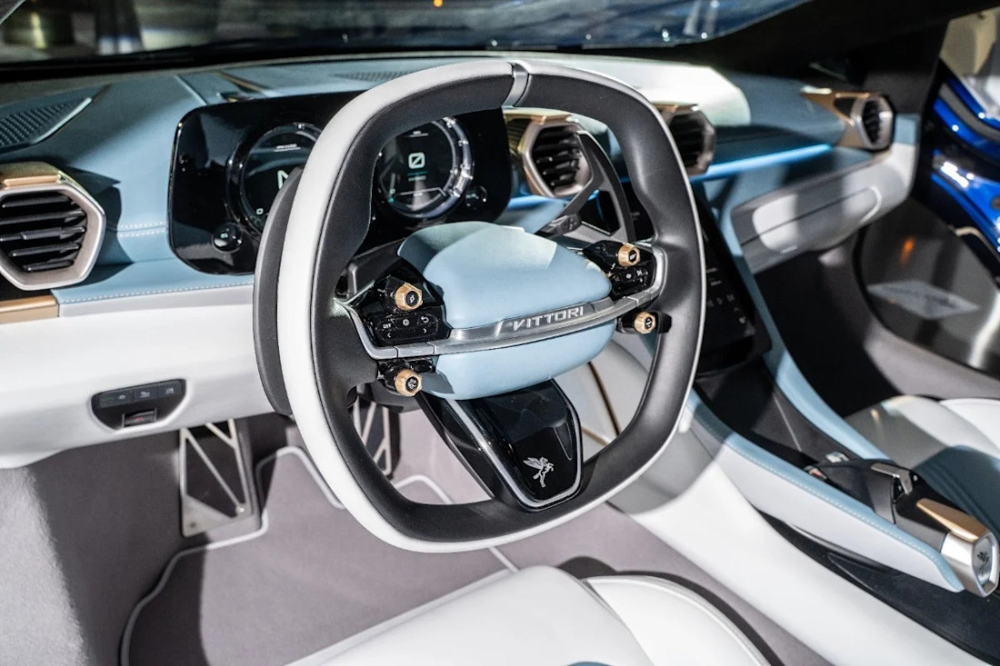 Vittori-Turbio-Pininfarina-V12-híbrido-2025 (5).jpg