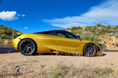 Editorial 2020 mclaren 720s spider 03 pb