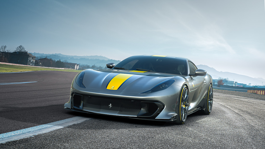 Ferrari_812_Competizione_1