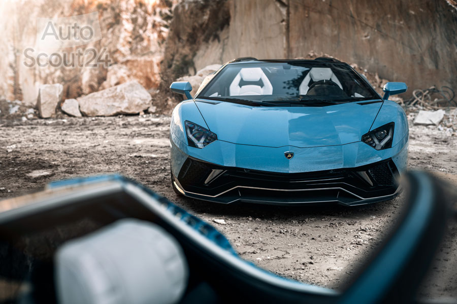 Lamborghini-Aventador-Ultimae-Roadster (7).jpg