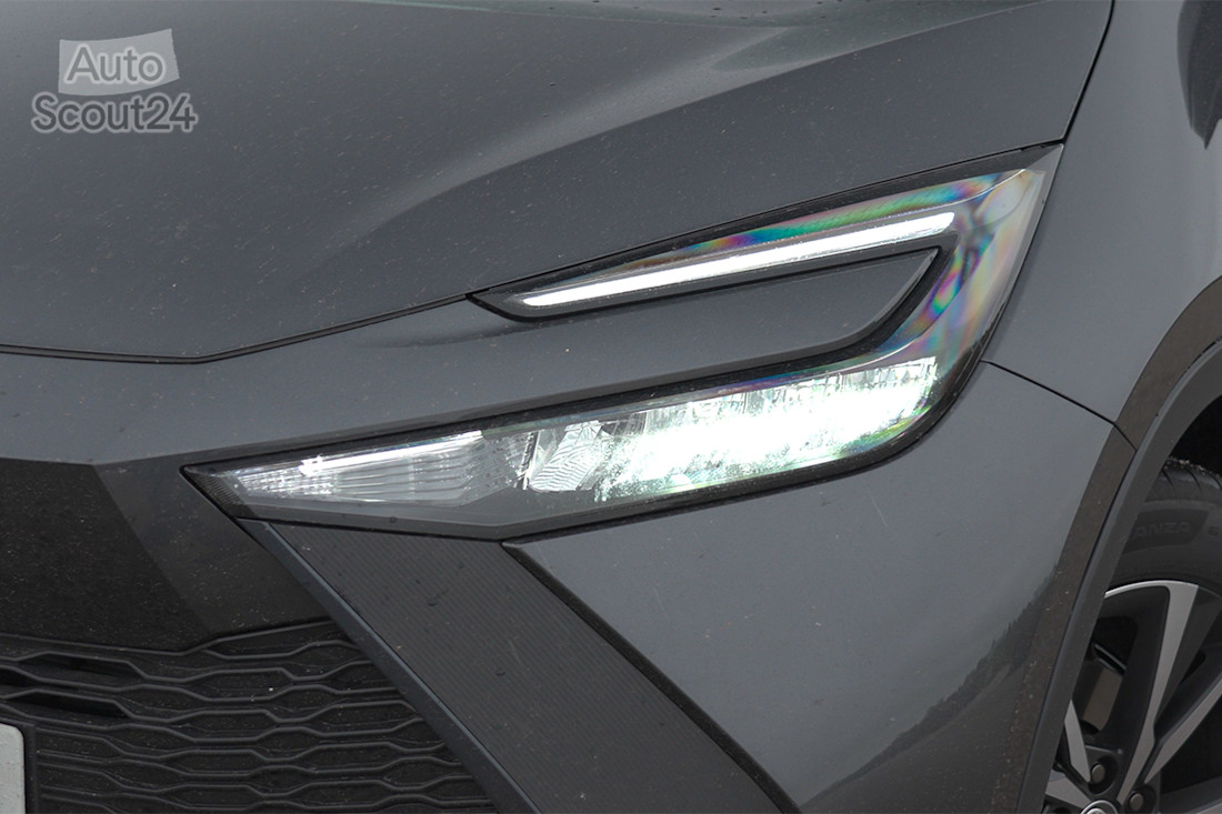 Toyota-c-hr-advance-2024 (5).jpg