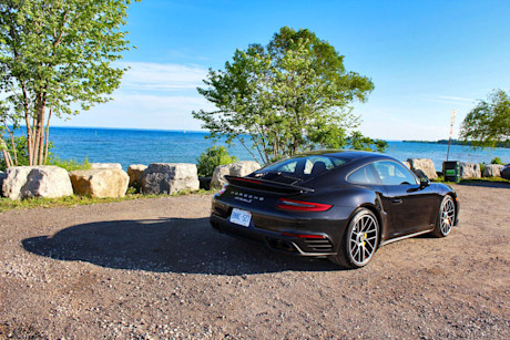 Editorial 2017 porsche 911 turbo s pb 07