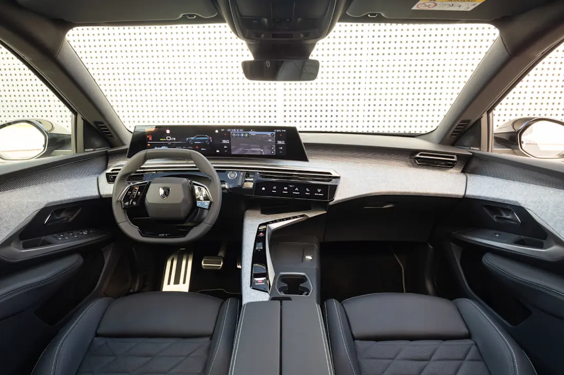 Peugeot E-3008 3