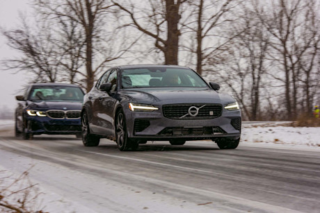 Volvo S60 Polestar Engineered vs BMW M340i 2020 : match comparatif Image