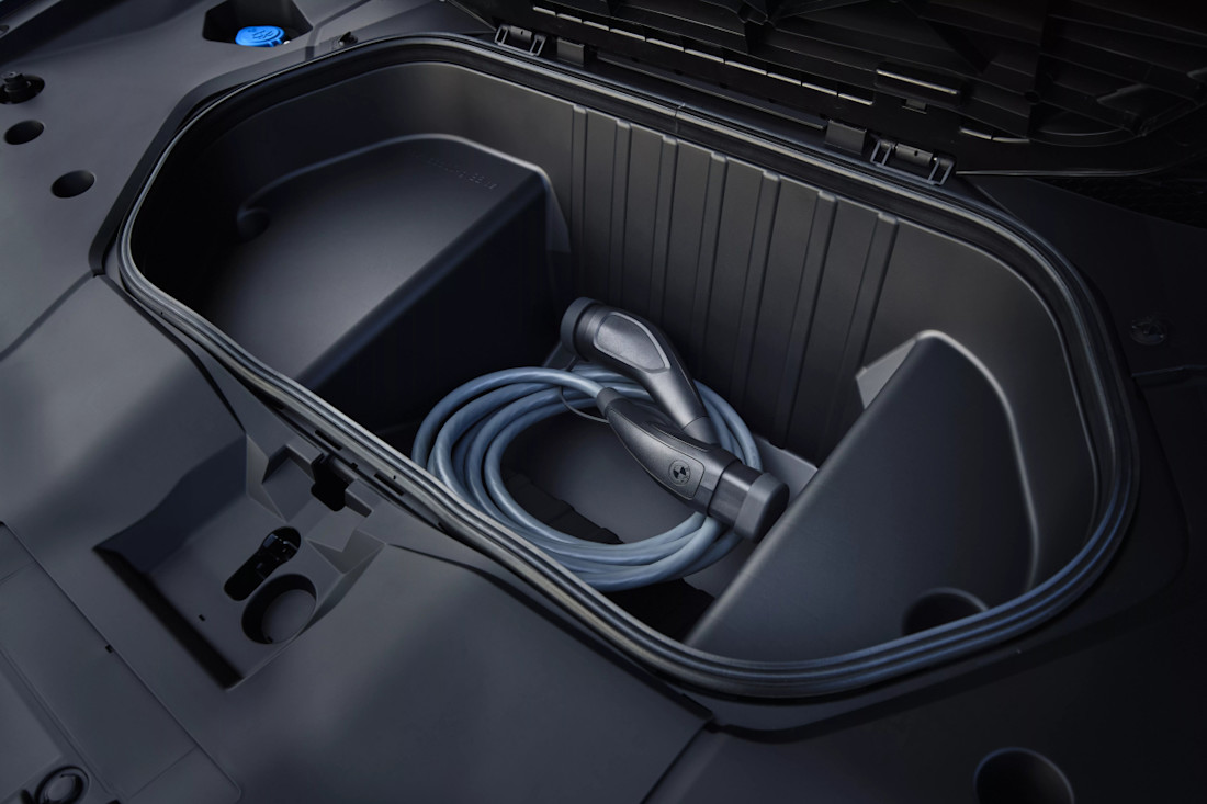 Sizeok-BMW-IX3-2025-8.jpg