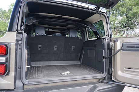 2025 Ford Bronco Raptor Review Body Image