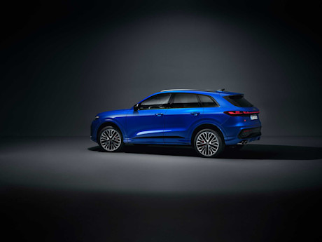 Editorial 2025 audi sq5 edit 24