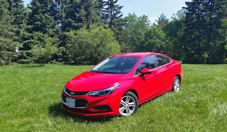 Editorial 2017 chevrolet cruze lt 02 ns