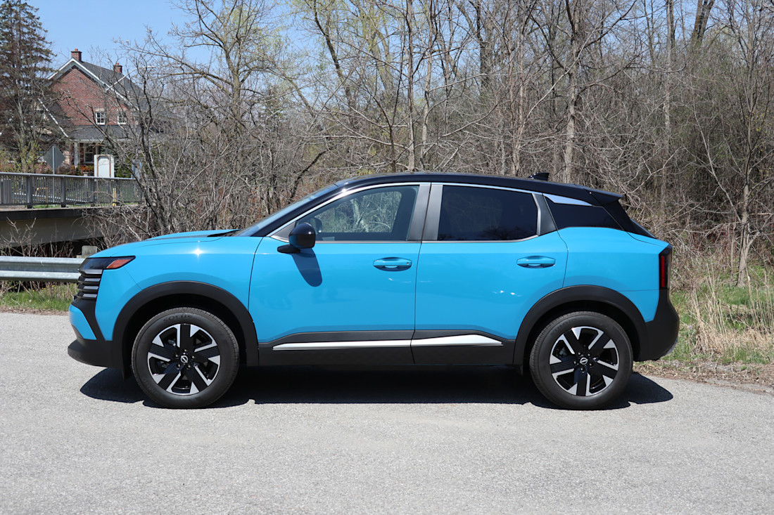 2026 Nissan Kicks SV AWD - TD - JM - 260526 - 21.jpg