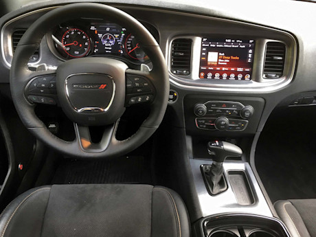 Editorial 2017 dodge charger daytona scat pack 392 11 pb