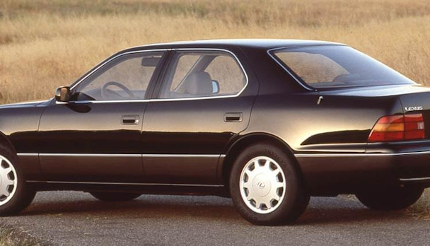 Lexus LS 400