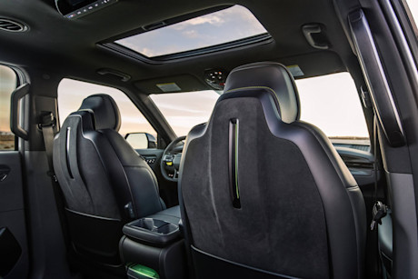 Editorial 2026 kia ev9 gt nf kia 241121 16