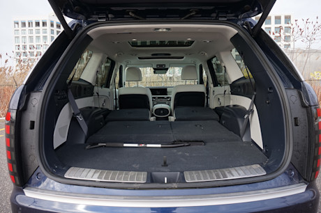 2026 Hyundai Palisade Hybrid Review Body Image