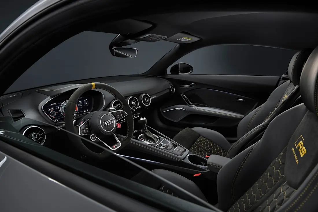 Audi-TT-iconic-2023-Interieur