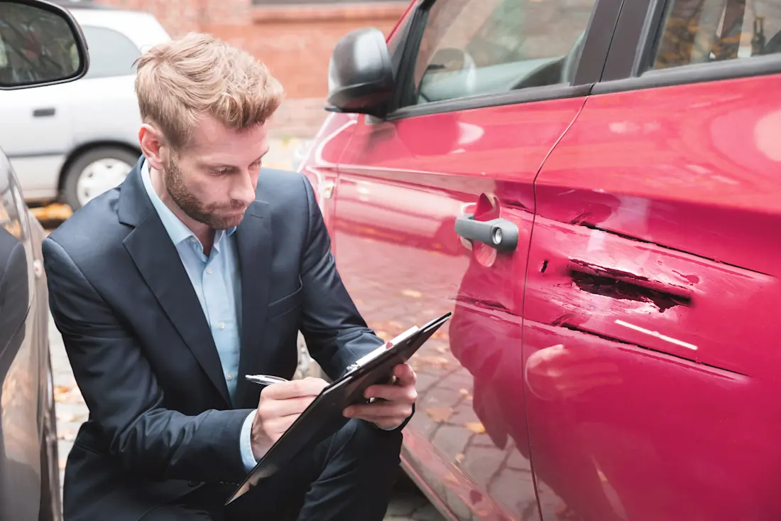 Kleine Mängel finden Kleine Mängel finden