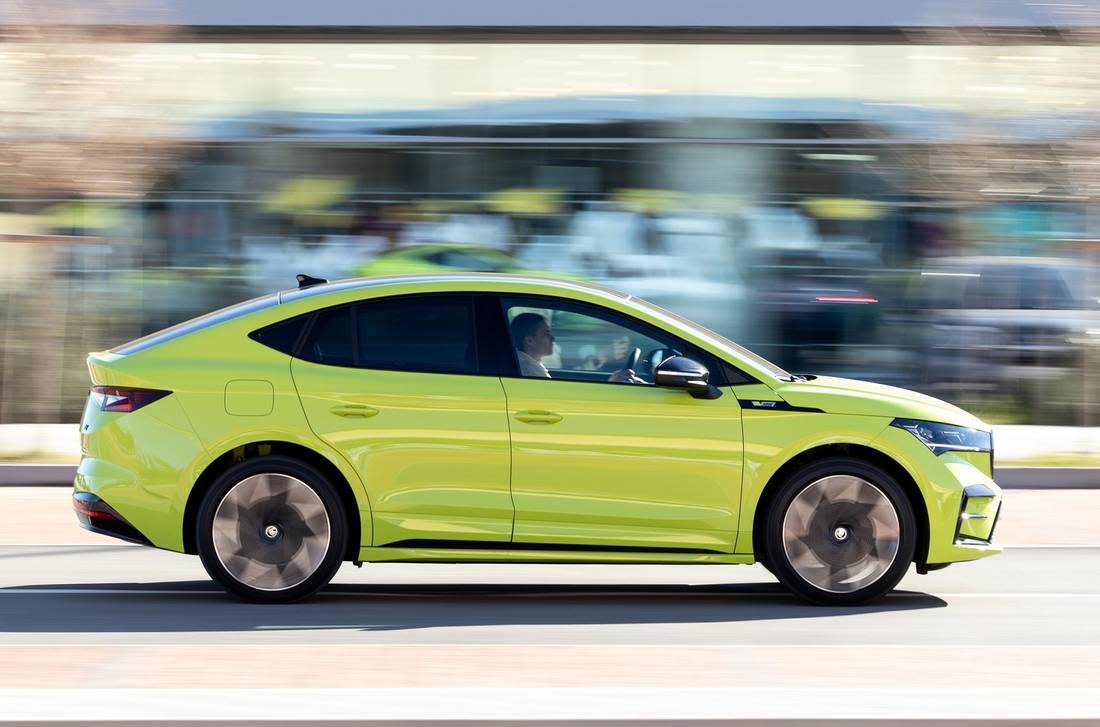 5oaj5AmSDs7ZKe8xo2JBLB-f326a262d3856de366b145fd84e9381d-Skoda-Enyaq_Coupe_RS_iV-2022-1600-15-1100