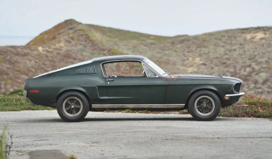 la-mustang-etait-restee-au-garage-jusqu-a-ce-que-sean-kiernan-la-repare-et-se-mette-a-l-exposer-apres-la-mort-de-son-pere-en-2014-photo-mecum-auctions-1578930526 la-mustang-etait-restee-au-garage-jusqu-a-ce-que-sean-kiernan-la-repare-et-se-mette-a-l-exposer-apres-la-mort-de-son-pere-en-2014-photo-mecum-auctions-1578930526