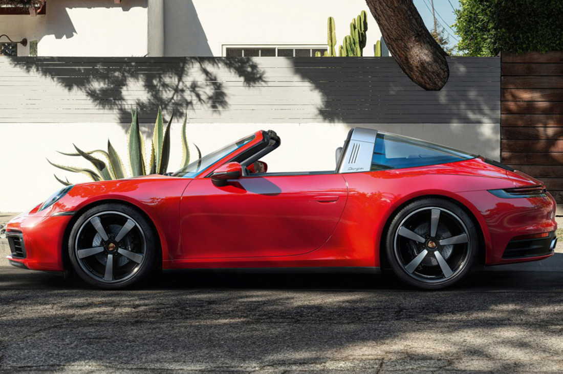 Porsche-911_Targa_4-2021-1280-03.jpg