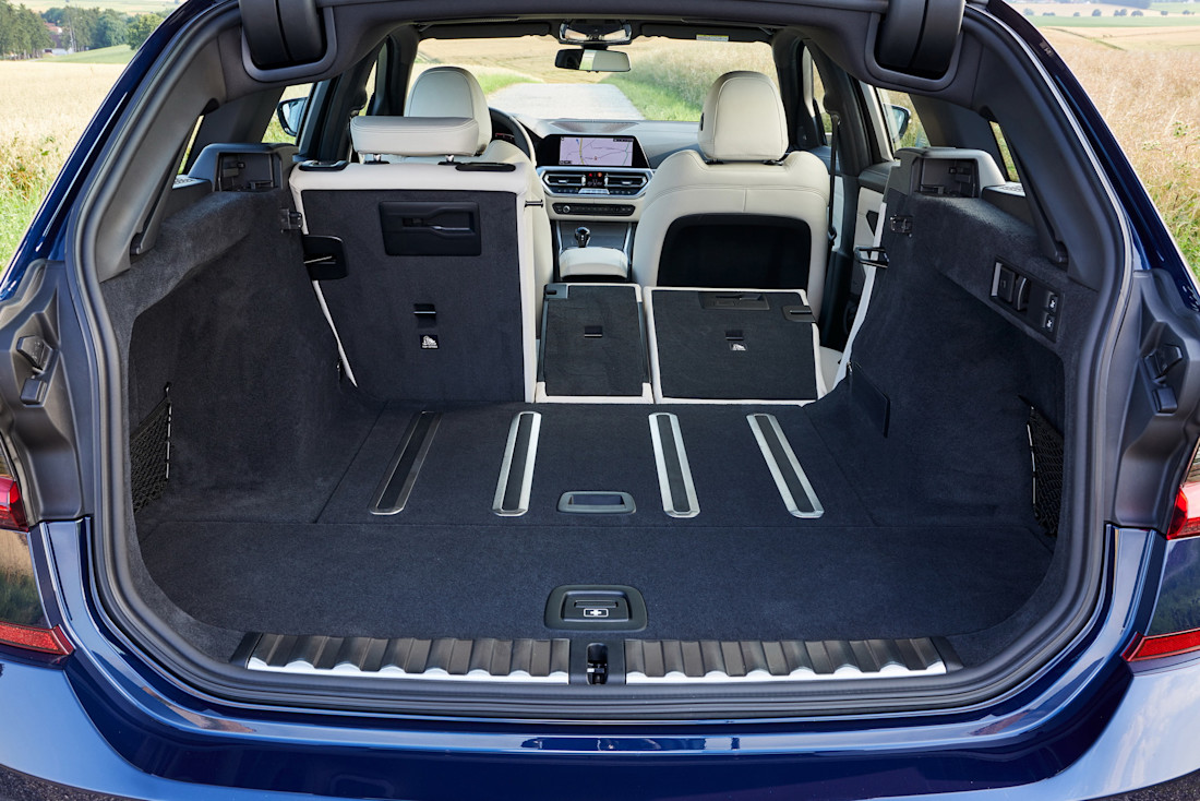 AS24 - BMW 3 TOuring (8).jpg