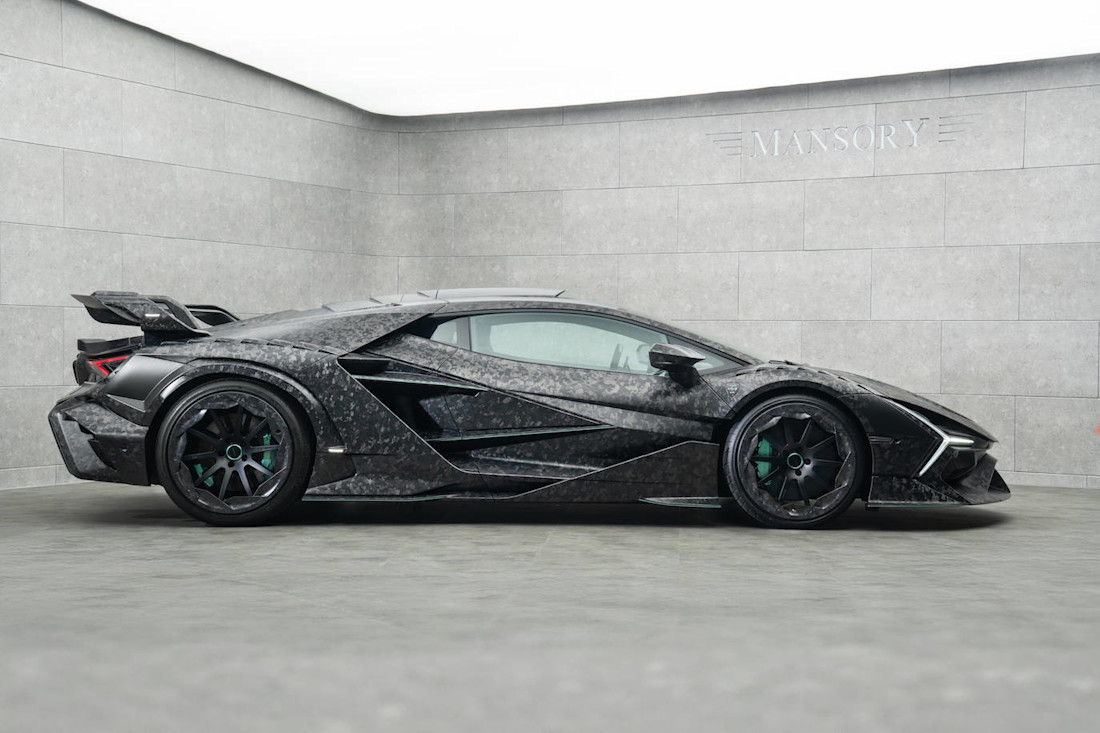 Mansory Lamborghini Revuelto Carbonado X (4).jpg