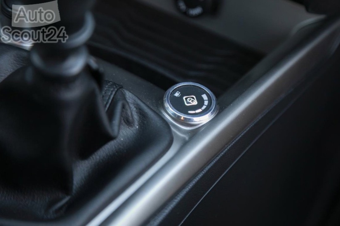 ssangyong tivoli glp 128 cv (4).jpg