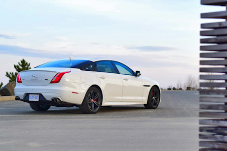 Editorial 2018 jaguar xjr 575 08 jp