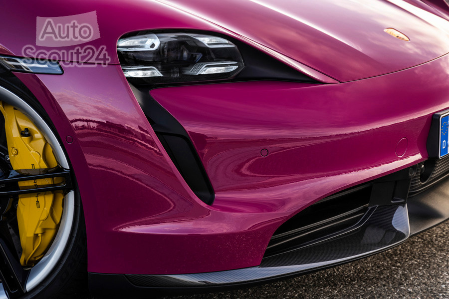 porsche-taycan-2022 (5).jpg