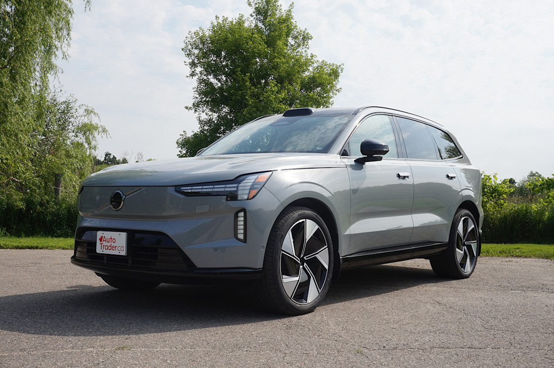 2025 Volvo EX90 Review + Video